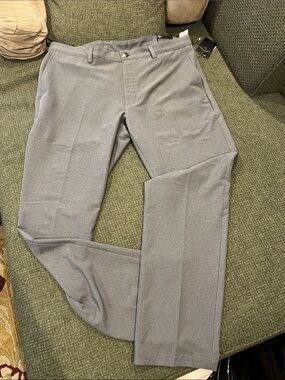Callaway Men's Gray Golf Pants - Classic Straight Fit (sz 38x32)